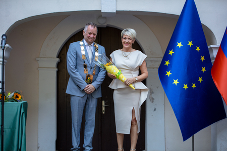 SLAVNOSTNA SEJA OBČINE ŠKOFLJICA 2026